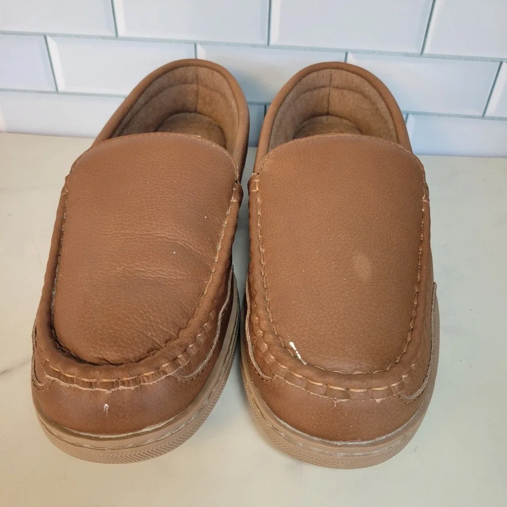 MyPillow MySlippers Mens 11 Brown Leather Moccasin Slippers 74462-05